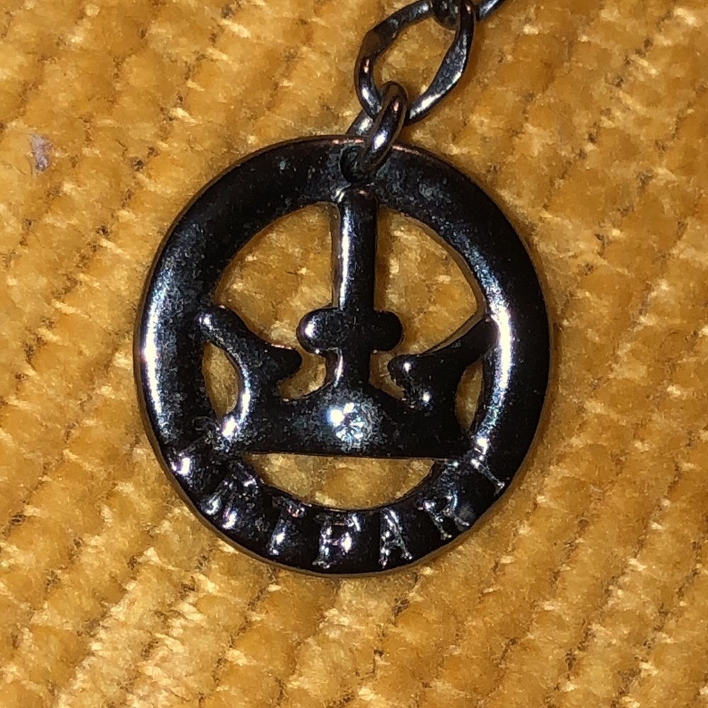 ❤️ EUC VTG late 90’s sexy Trifari tear drop necklace - Picture 11 of 16